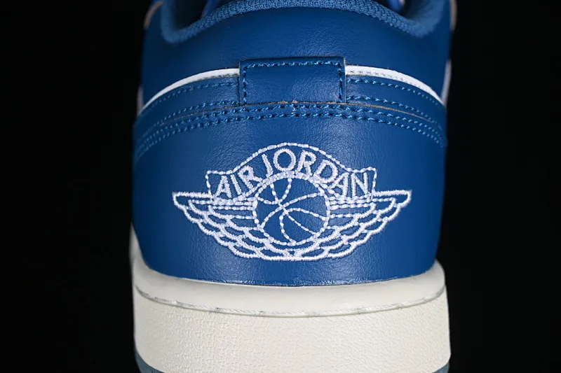 All categories Air Jordan Jordan series basketball shoes Air Jordan 1 Low Air Jordan 1 Low AJ1 Joe 1 retro white and blue low-top cultural and leisure sports sneakers FN5214-141